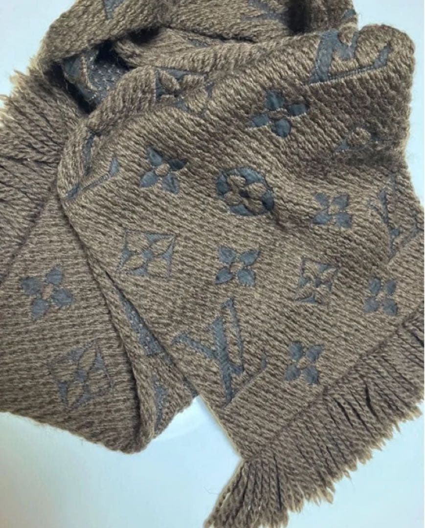 美品 LOUIS VUITTON マフラー　モノグラム ロゴマニア エシャルプロ