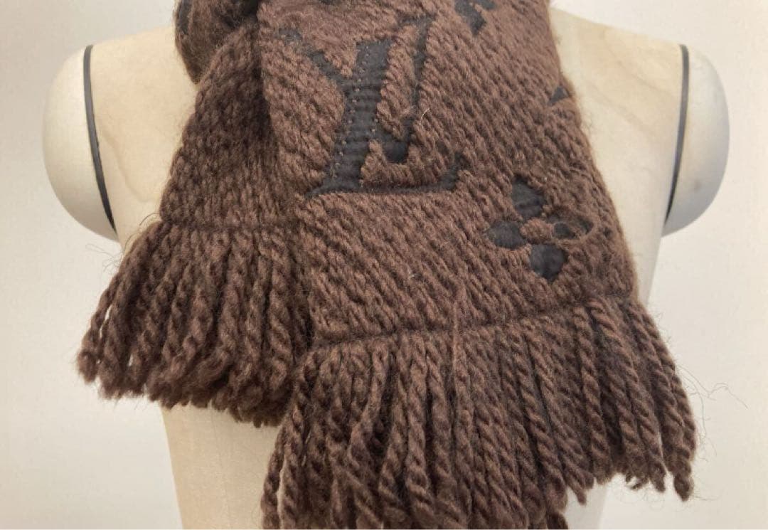 美品 LOUIS VUITTON マフラー　モノグラム ロゴマニア エシャルプロ