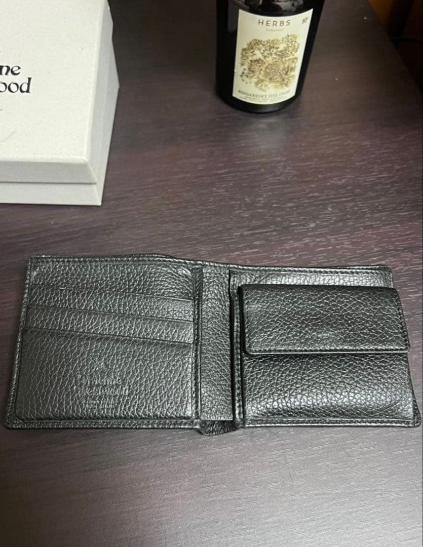 Vivienne Westwood 黒 レザー 二つ折り財布