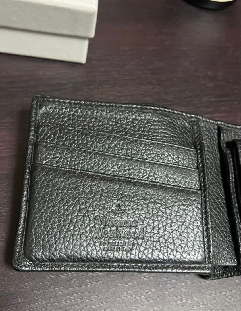 Vivienne Westwood 黒 レザー 二つ折り財布