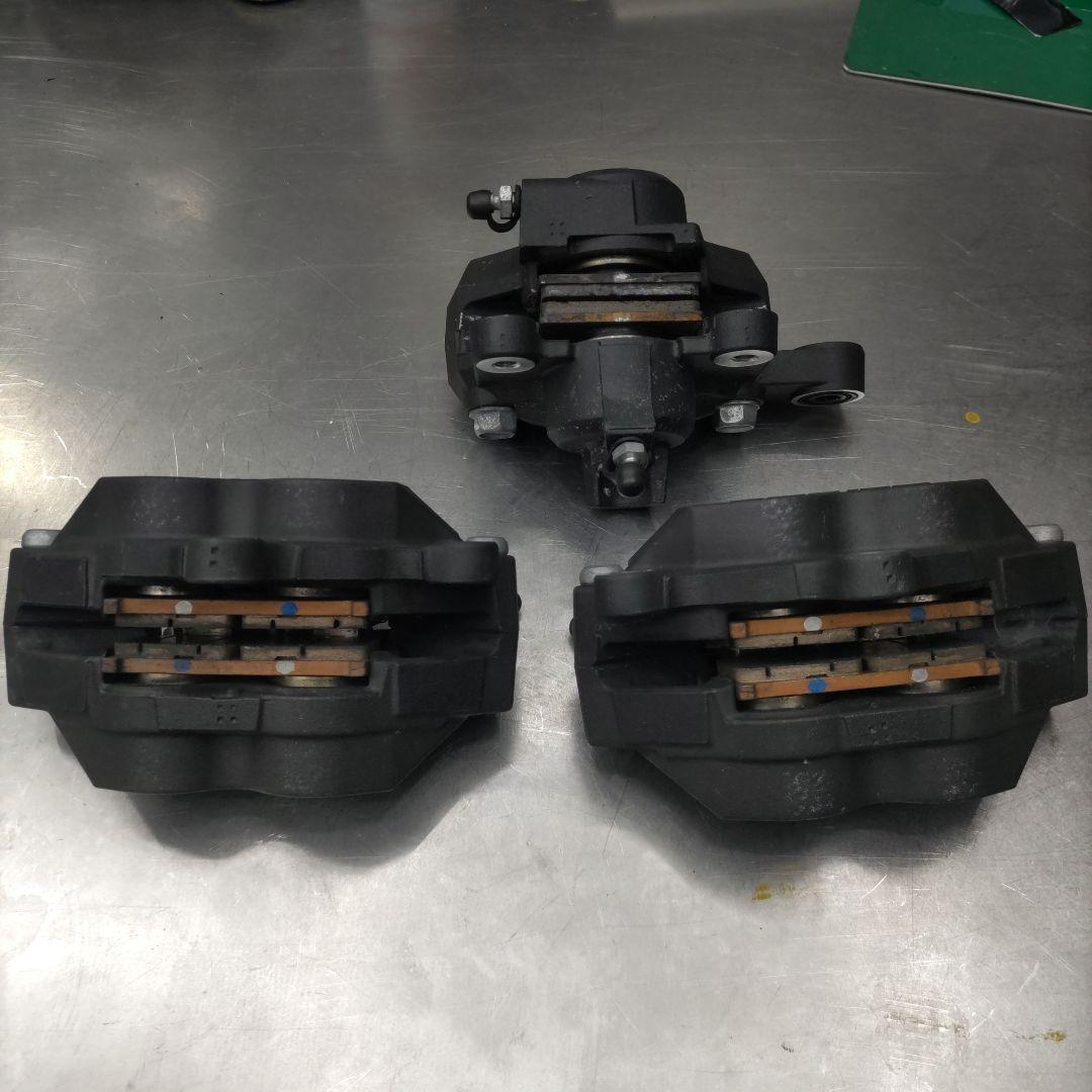 ダエグ　ブレーキキャリパー　ZRX1200 トキコ