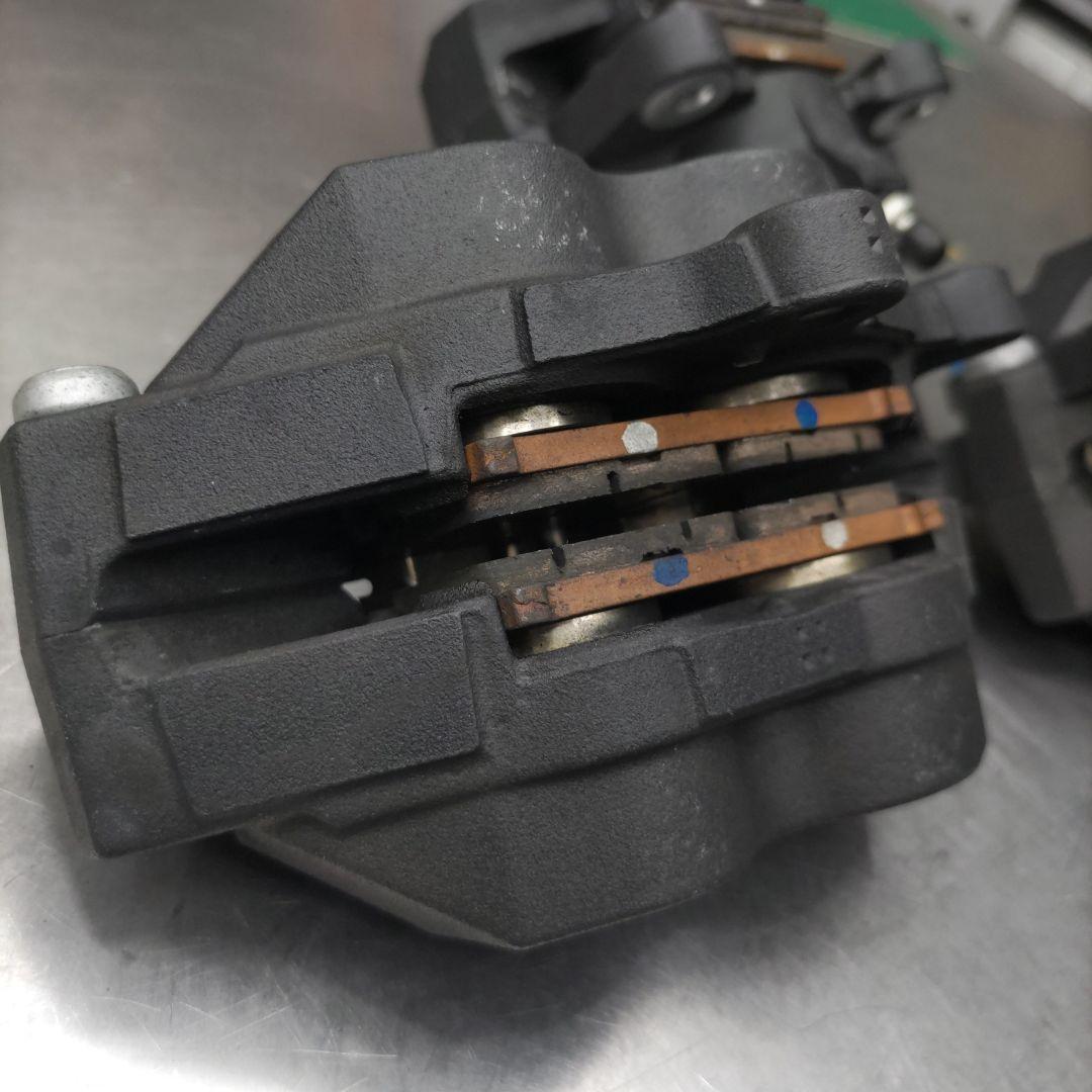 ダエグ　ブレーキキャリパー　ZRX1200 トキコ