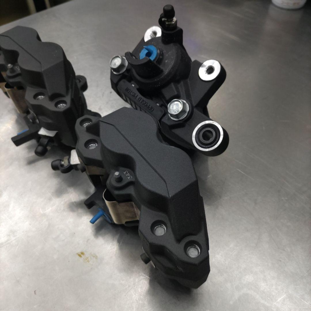 ダエグ　ブレーキキャリパー　ZRX1200 トキコ