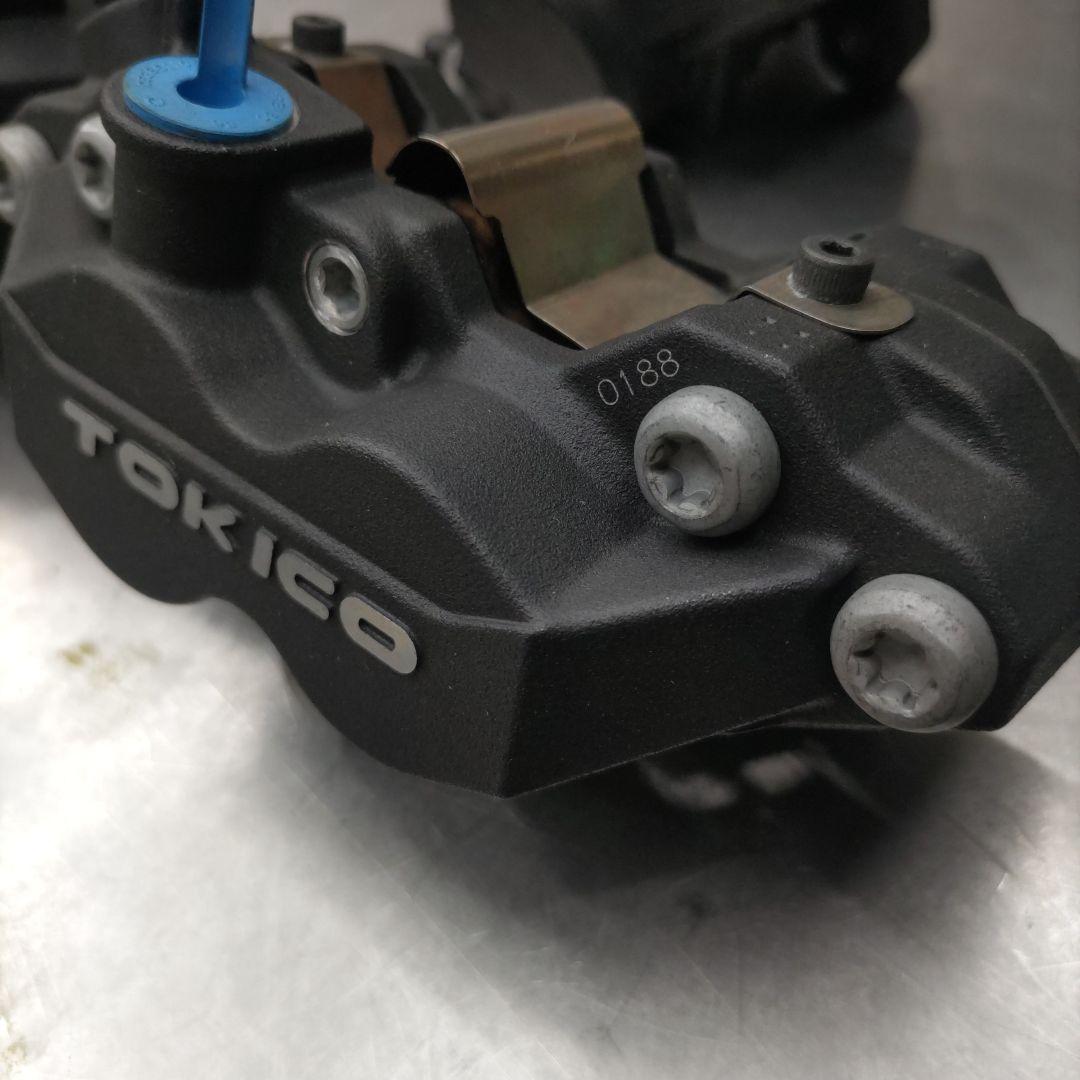 ダエグ　ブレーキキャリパー　ZRX1200 トキコ