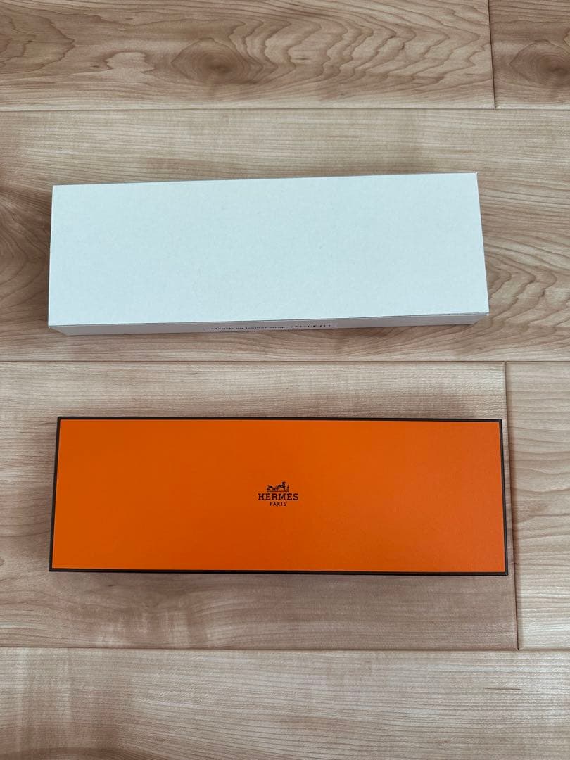 希少　エルメス HERMES パプリカ PA1.220 レディース　腕時計