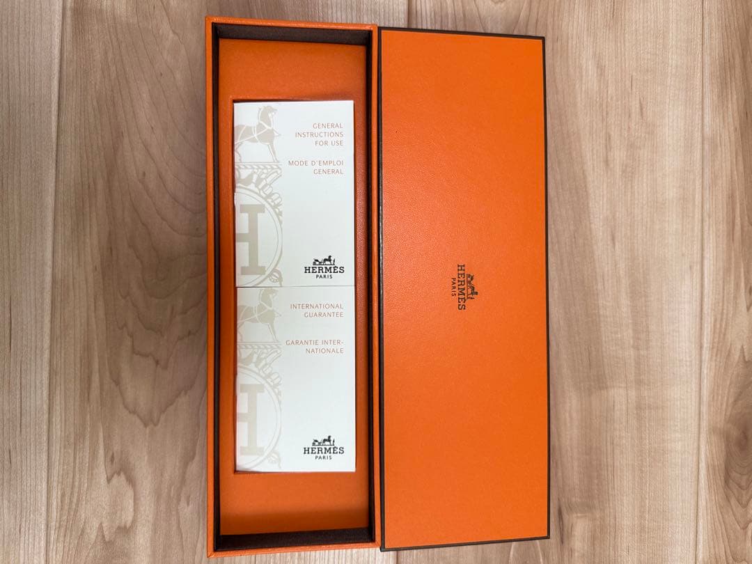 希少　エルメス HERMES パプリカ PA1.220 レディース　腕時計