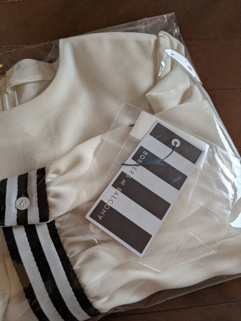 うさこ☆　BORDERS at BALCONY ツイルティアードブラウス