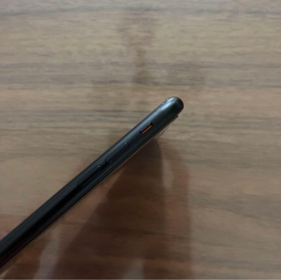 【新品同様】iPhone SE(第2世代)ブラック 128GB SIMフリー