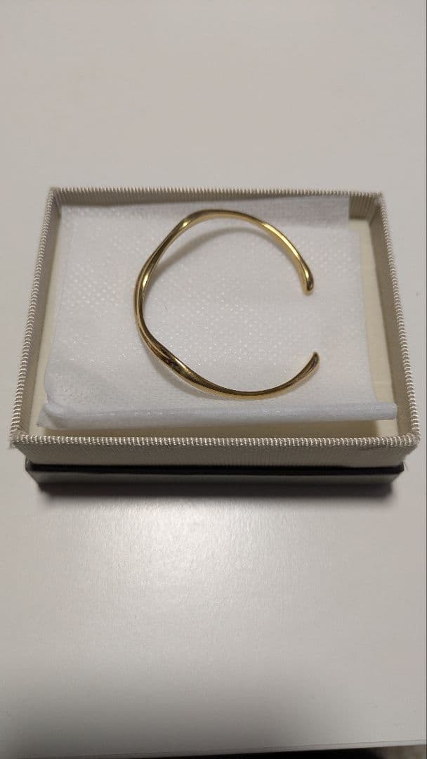 希少 美品 ete エテ バングル