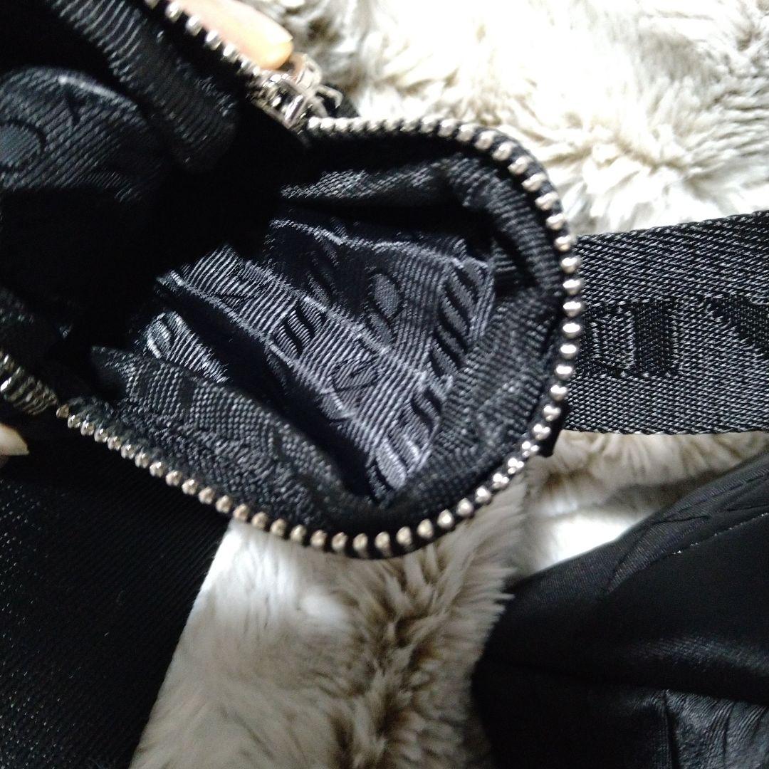 ブラック ショルダーバッグ キルティング