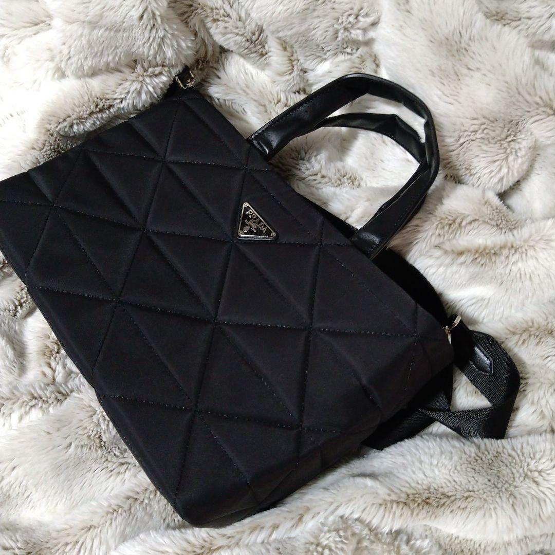 ブラック ショルダーバッグ キルティング