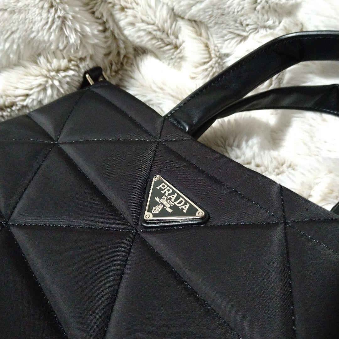 ブラック ショルダーバッグ キルティング