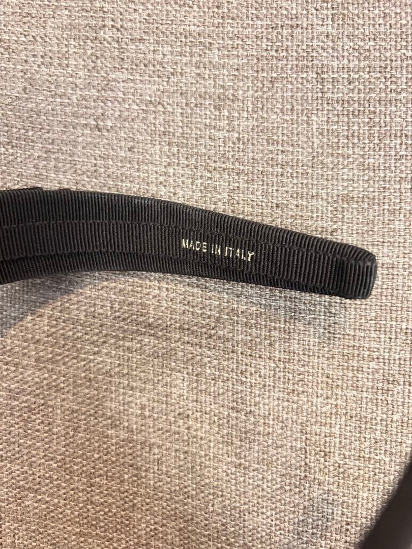 【美品】フェラガモ カチューシャ ビジュー リボン キラキラ 黒