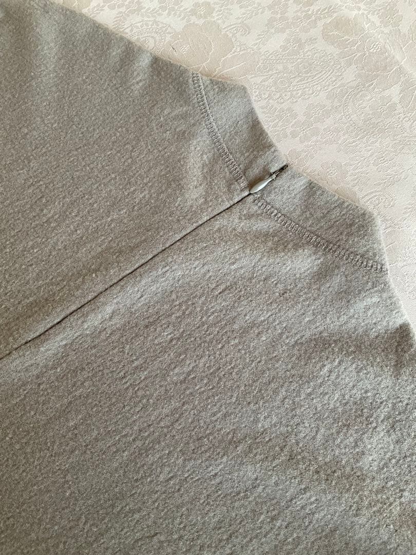 ヨーガンレール　薄手フエルト　プルオーバー　2023