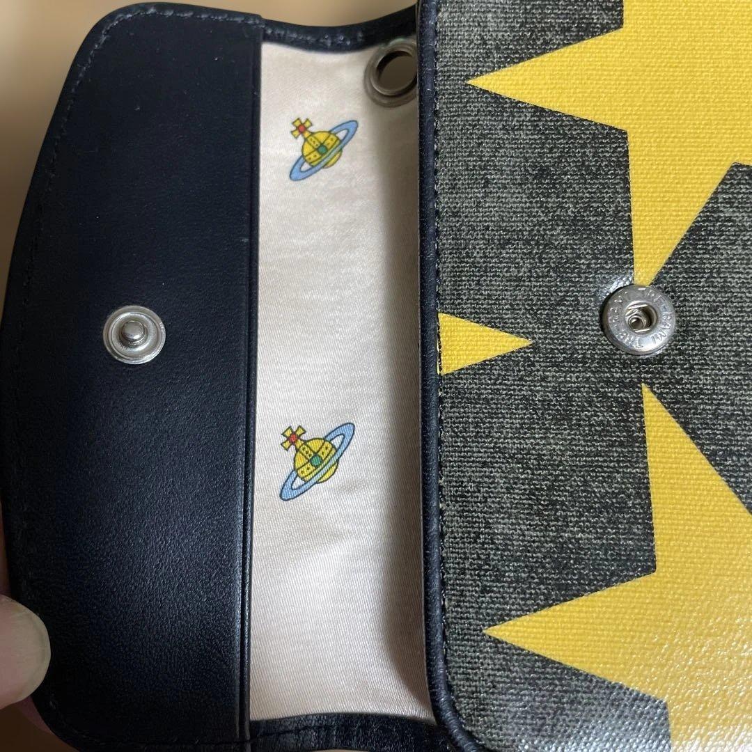 Vivienne Westwood（ヴィヴィアン・ウエストウッド）の星柄の財布