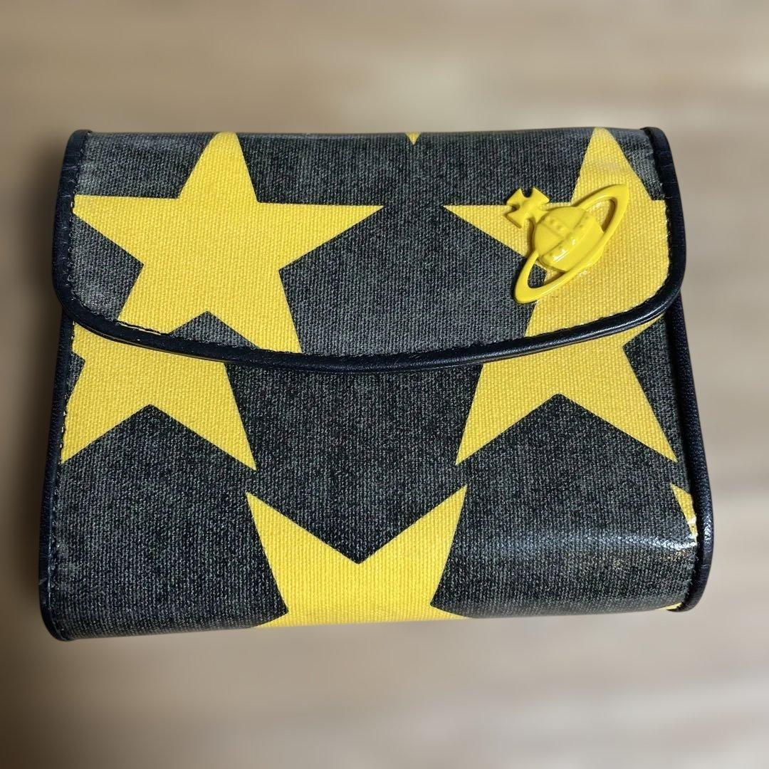 Vivienne Westwood（ヴィヴィアン・ウエストウッド）の星柄の財布