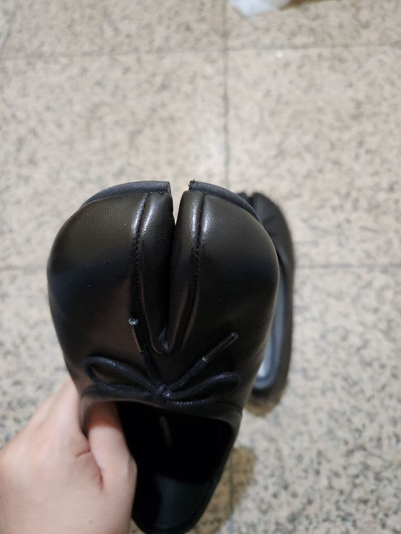 ユウコイマニシ+ 足袋パンプス「HACHI」