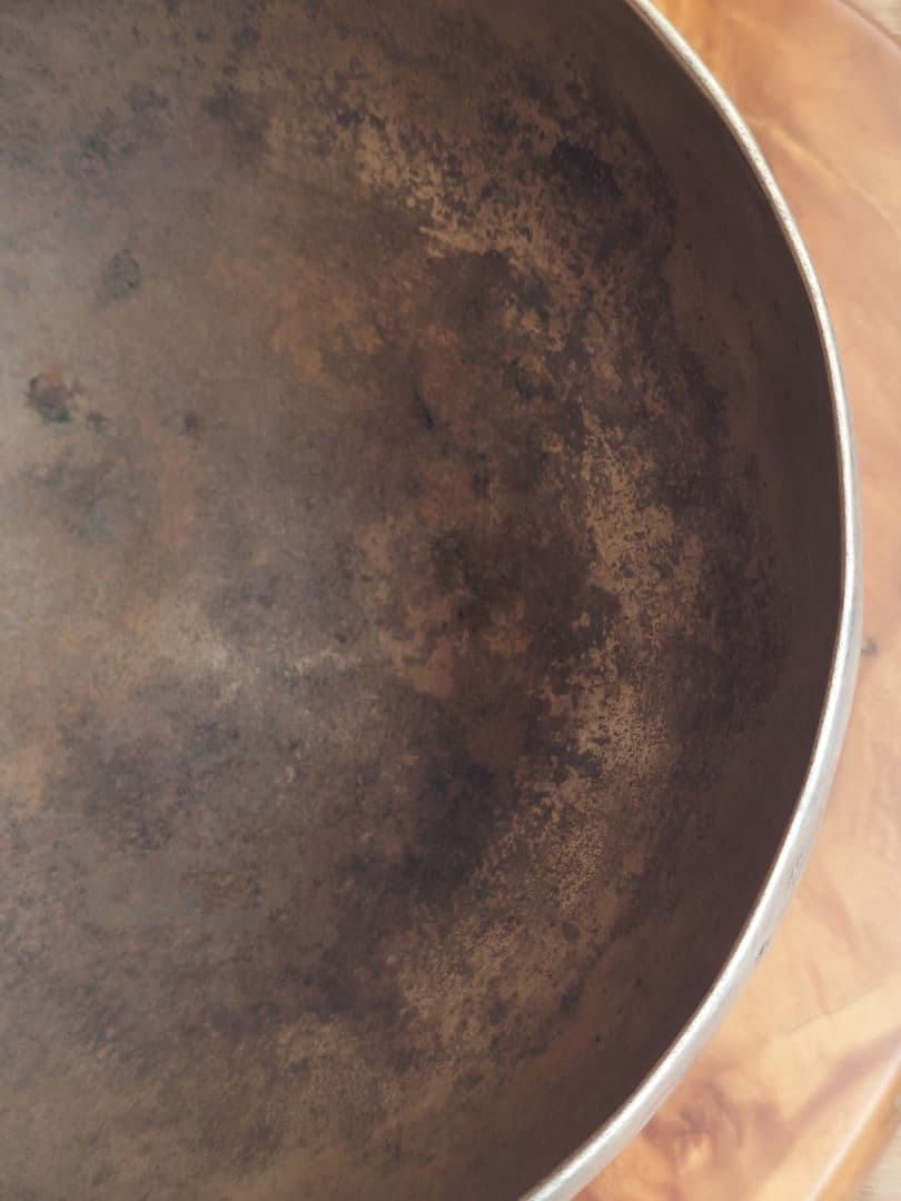 【本日限定価】格本物のシンギングボウルが欲しい方に　薄型　チベット　密教