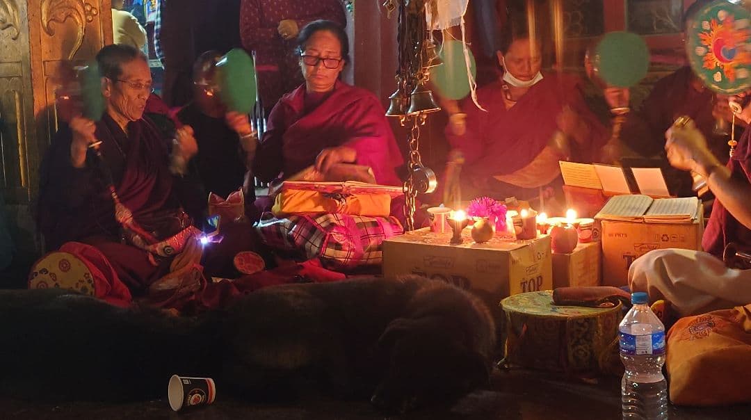 【本日限定価】格本物のシンギングボウルが欲しい方に　薄型　チベット　密教