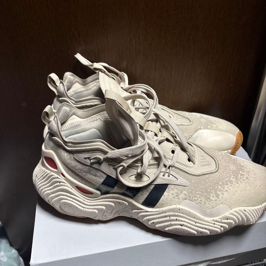 adidas TraeYoung3 トレイヤング3 28.5cm