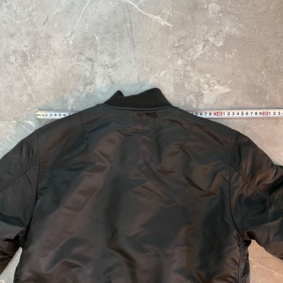 ALPHA INDUSTRIES フライトジャケット MA-1 ブラック　短丈