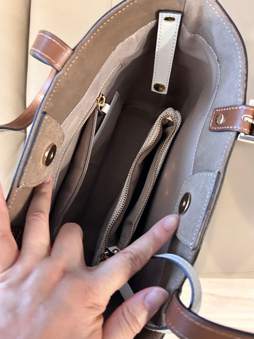 特別割引バーニーズニューヨーク美品ダブルハンドルトートバッグ