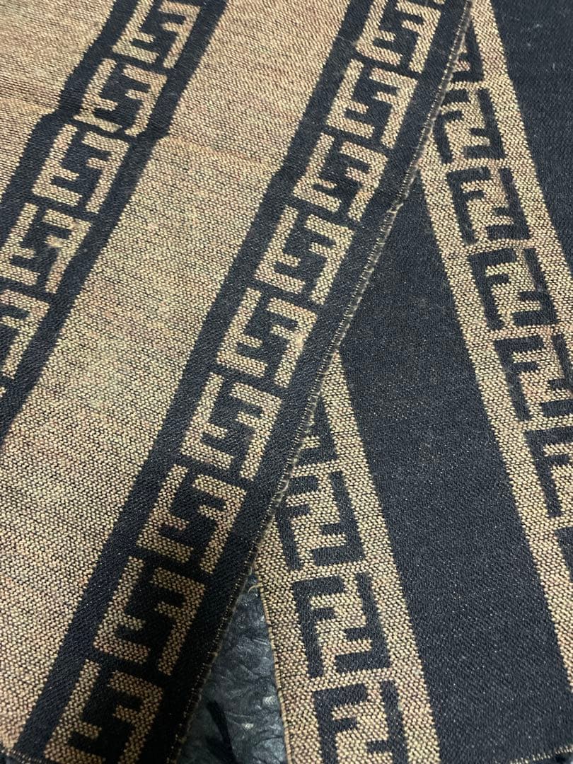 FENDI フェンディ　ズッカ柄　マフラー　ストール