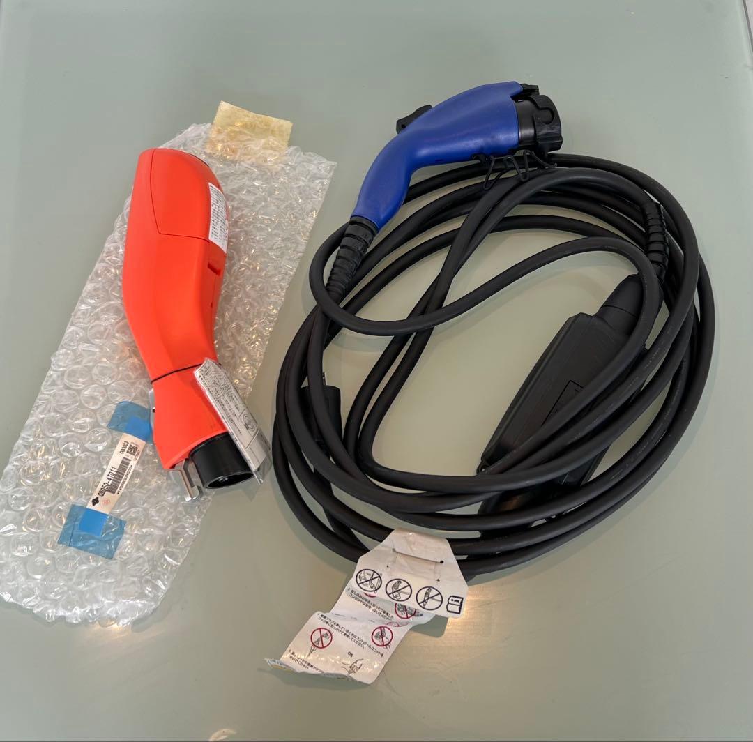 トヨタ充電ケーブル G9060-47110 プリウス phvパワーコネクター付き