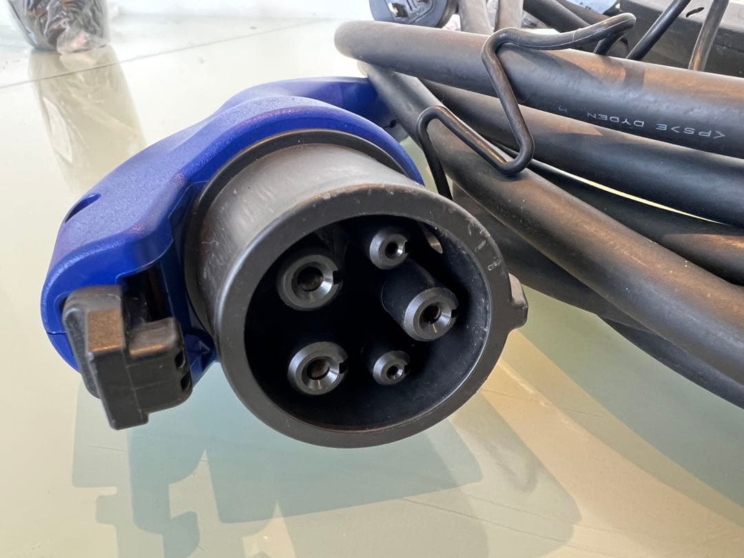 トヨタ充電ケーブル G9060-47110 プリウス phvパワーコネクター付き