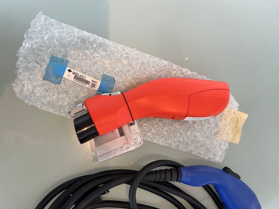 トヨタ充電ケーブル G9060-47110 プリウス phvパワーコネクター付き