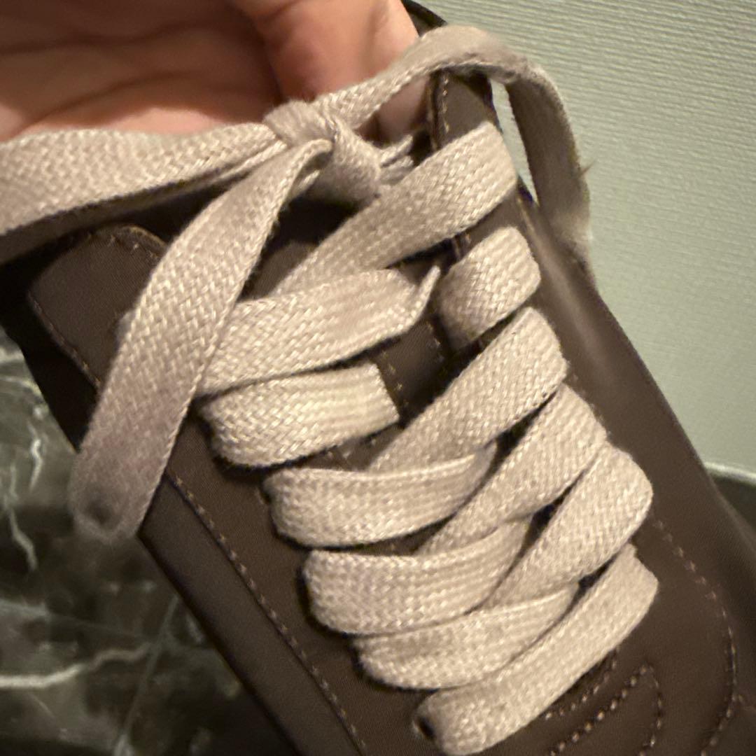 studiodoe サテンスニーカー