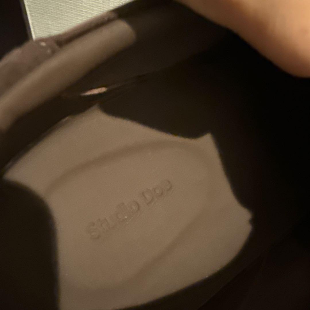 studiodoe サテンスニーカー