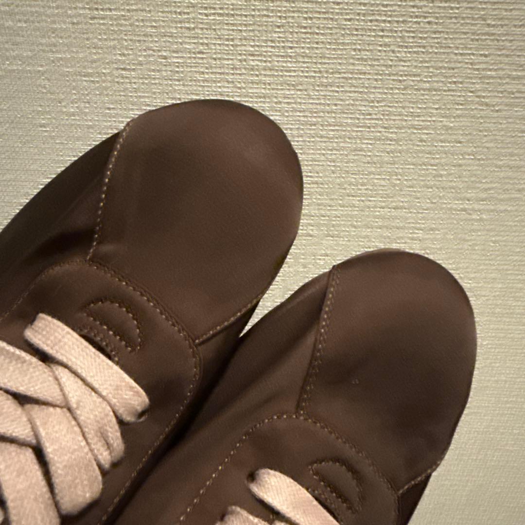 studiodoe サテンスニーカー