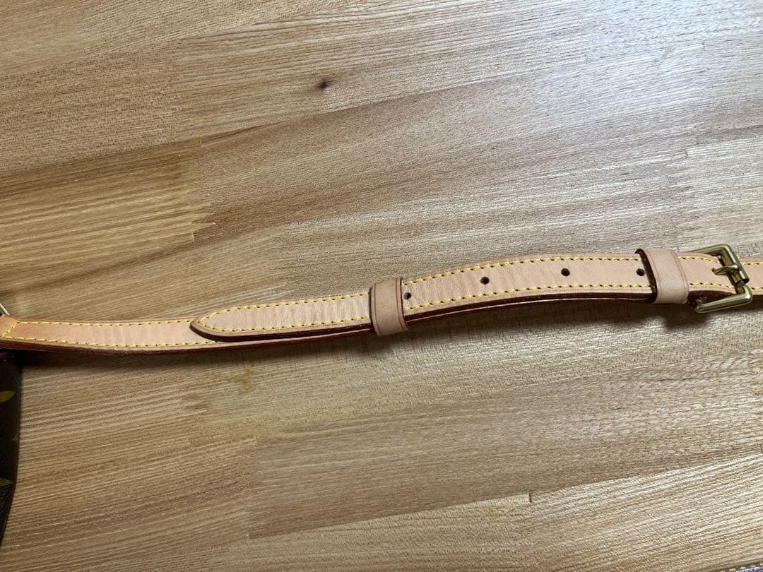 ルイヴィトン　モノグラム　タンブラン　ショルダーバッグ　M51242