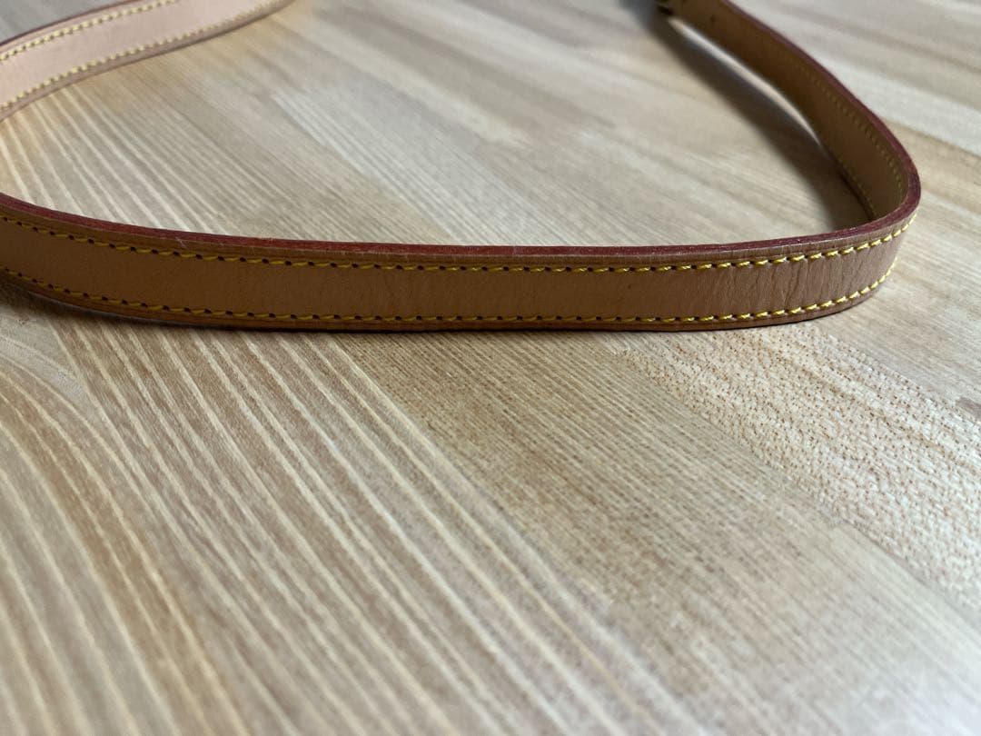 ルイヴィトン　モノグラム　タンブラン　ショルダーバッグ　M51242