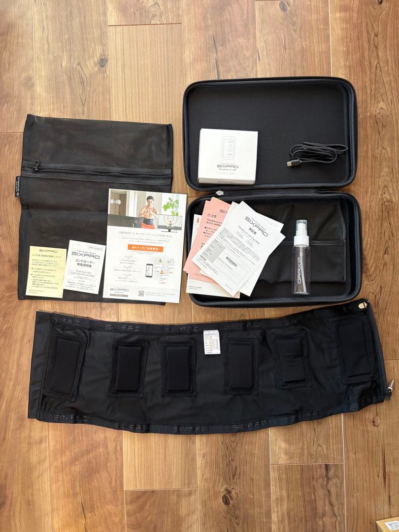 SIXPAD 電気刺激トレーニングデバイス ハードケース付き