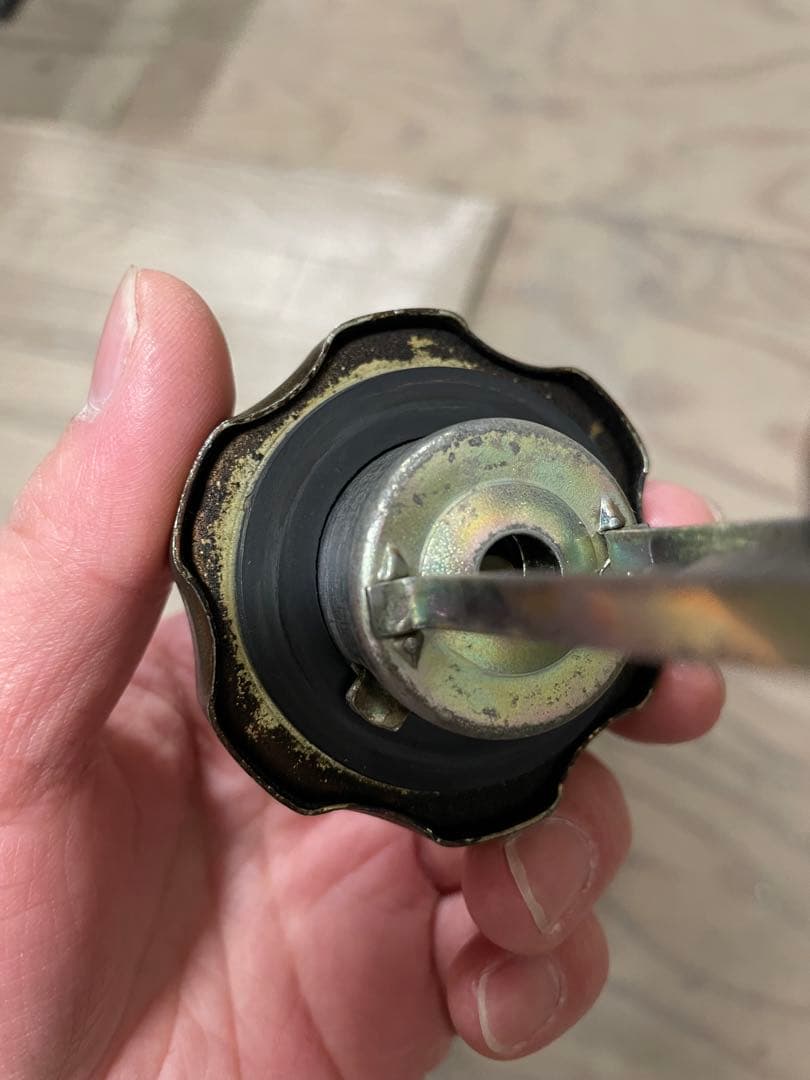 シャリー　タンクキャップ