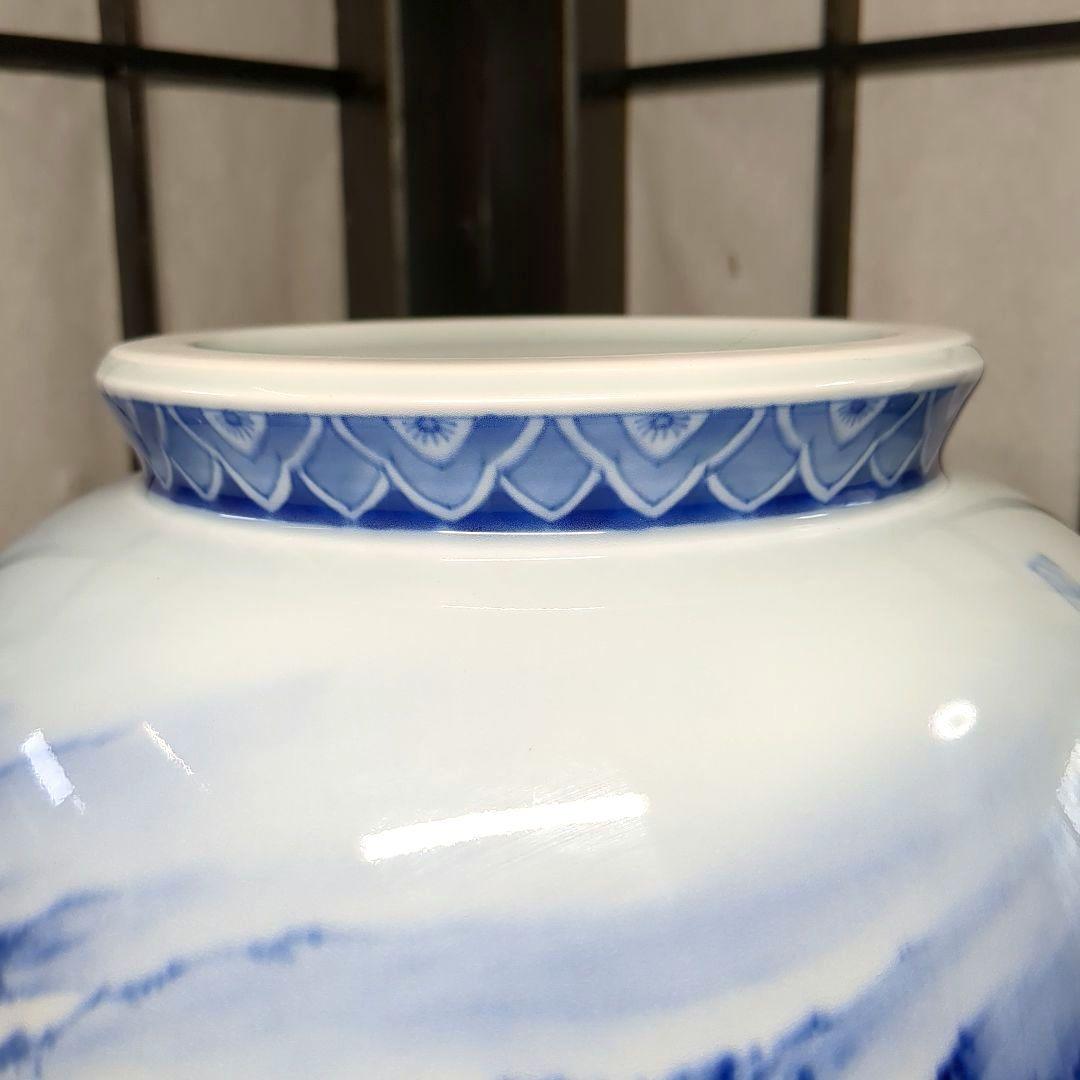 深川製磁　宮内庁御用達　染付　山水図　双耳　大花瓶　壺　1個　高さ約３３センチ