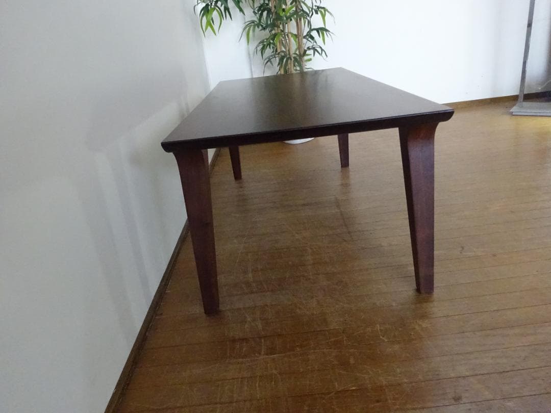 フランボワーズ　IDC大塚家具　　ハイヒールセンターテーブル　ローテーブル