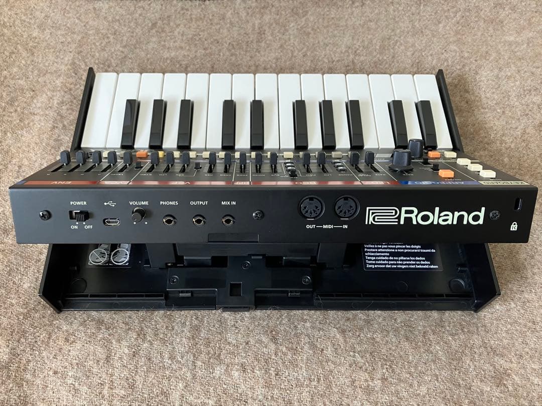 Roland Boutique JU-06A + K-25m セット