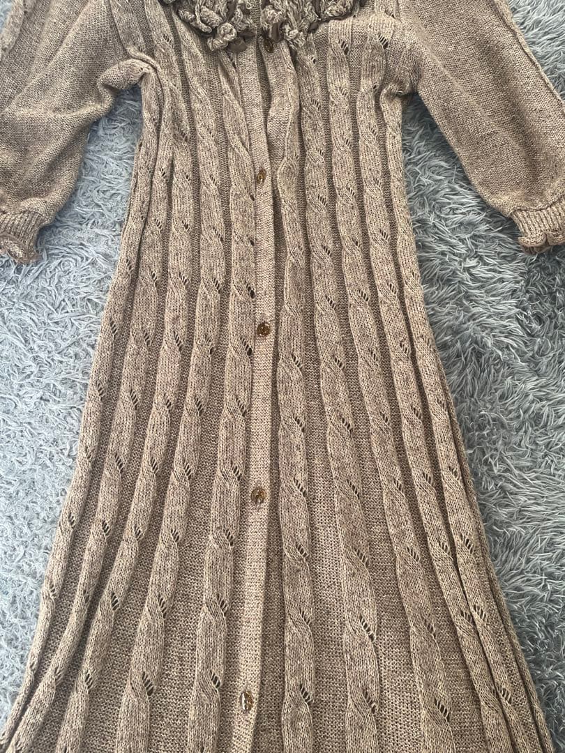 アトリエまりこ　シルクリネン　立体刺繍のマキシ丈ワンピース　アースカラー