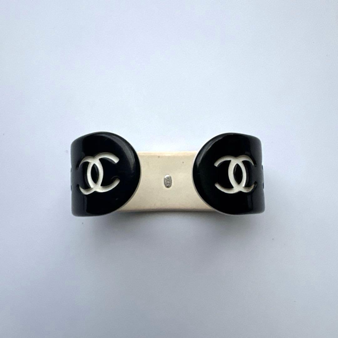 CHANEL シャネル　ココマーク バングル ブラック