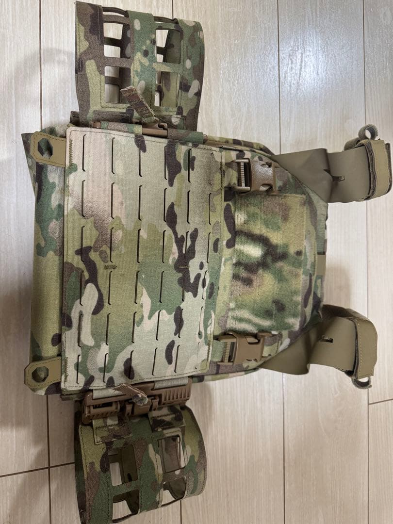 実物 WARRIOR ASSAULT SYSTEMS プレキャリ Lサイズ