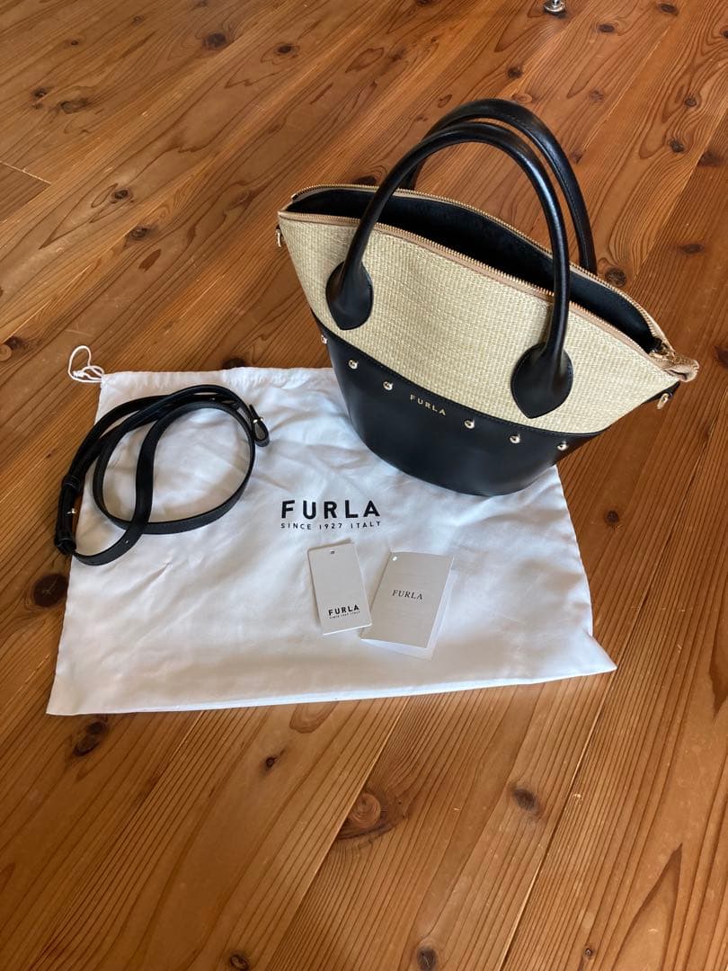FURLA ラフィア カゴバッグ 夏