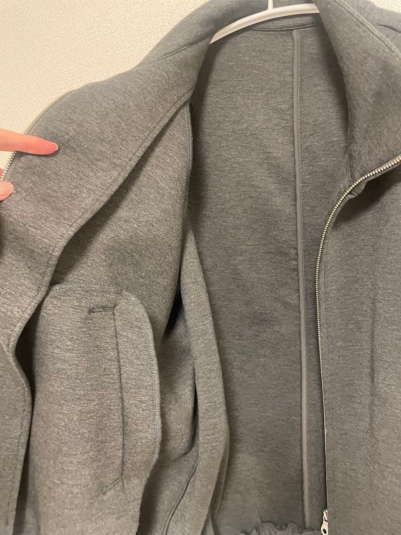 アダムエロペ ダンボールコクーンブルゾン