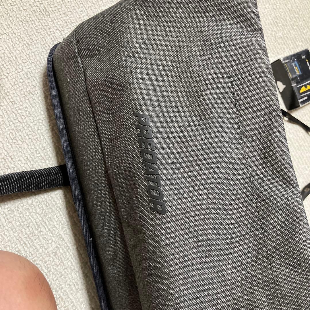 Predator Urbain 3×5 ハードケース　キューケース