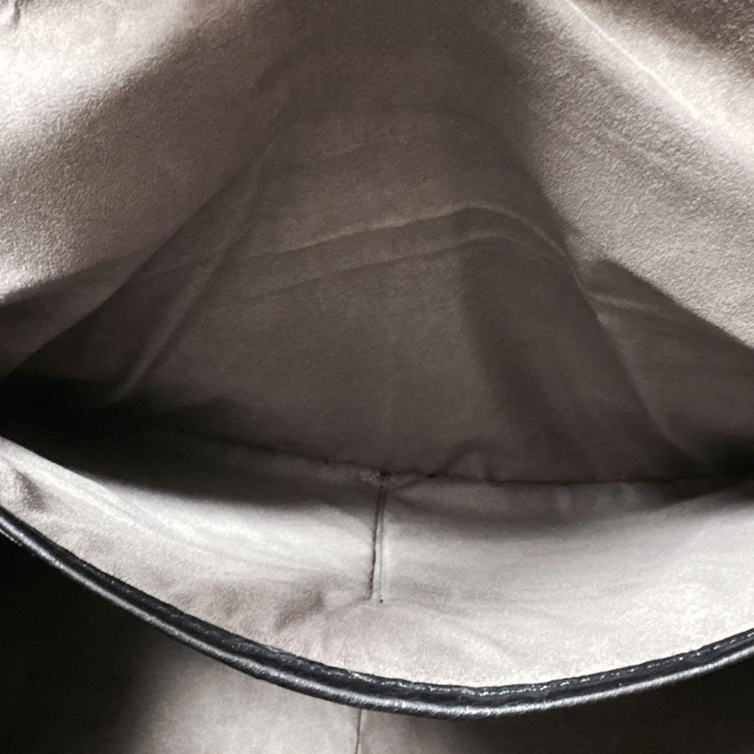 即日発送 美品 ペッレモルビダ pmo-mb026ele 被せ付ボストン A4