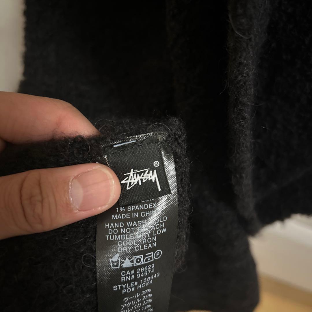 ステューシー　ブラック　マフラー