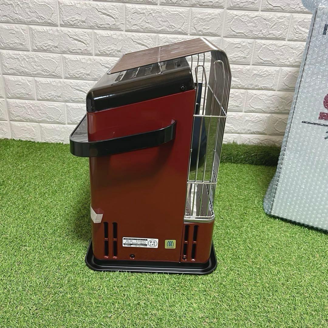 新品未使用 Iwatani イワタニ カセットガスストーブ デカ暖 暖房器具