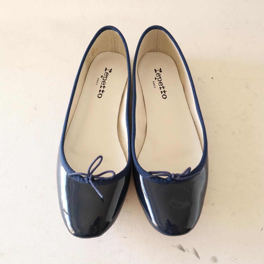 【未使用】レペット サンドリオン エナメルバレエシューズ ネイビー39 24.7
